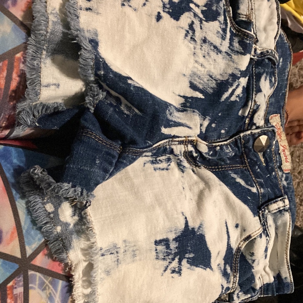 Women shorts